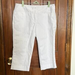 Worthington | Modern Fit White Cropped Pants Size 8